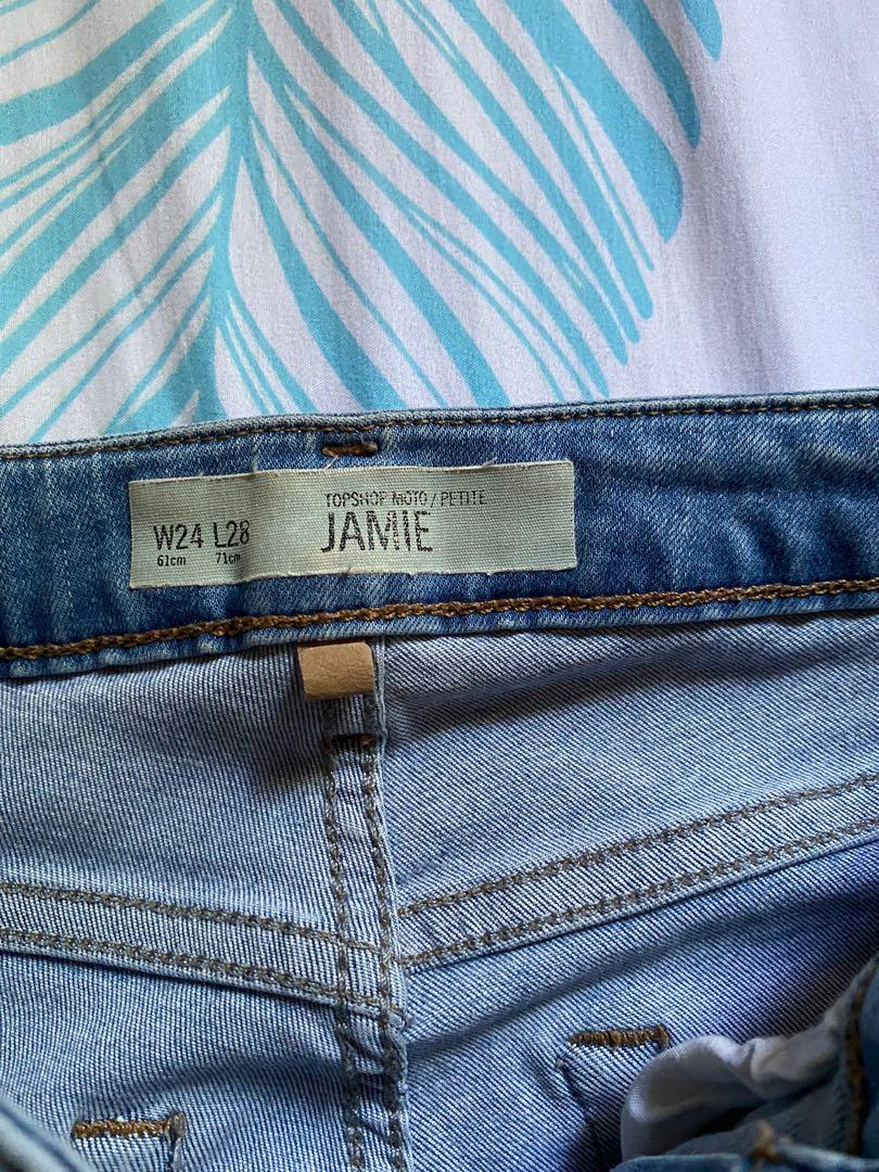 Topshop JAMIE mid-waist (Category: Jeans) located in Makati City. Submitted by stufflookup (Listing ID 1146791607, Image 3). Description: Size: 24W Good as new. One of the best pants I ever had to buy. It pains me to let this go coz but it doesn't fit me anymore :( Firm on price..
