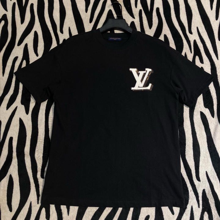 Tshirt louis vuitton, Fesyen Pria 