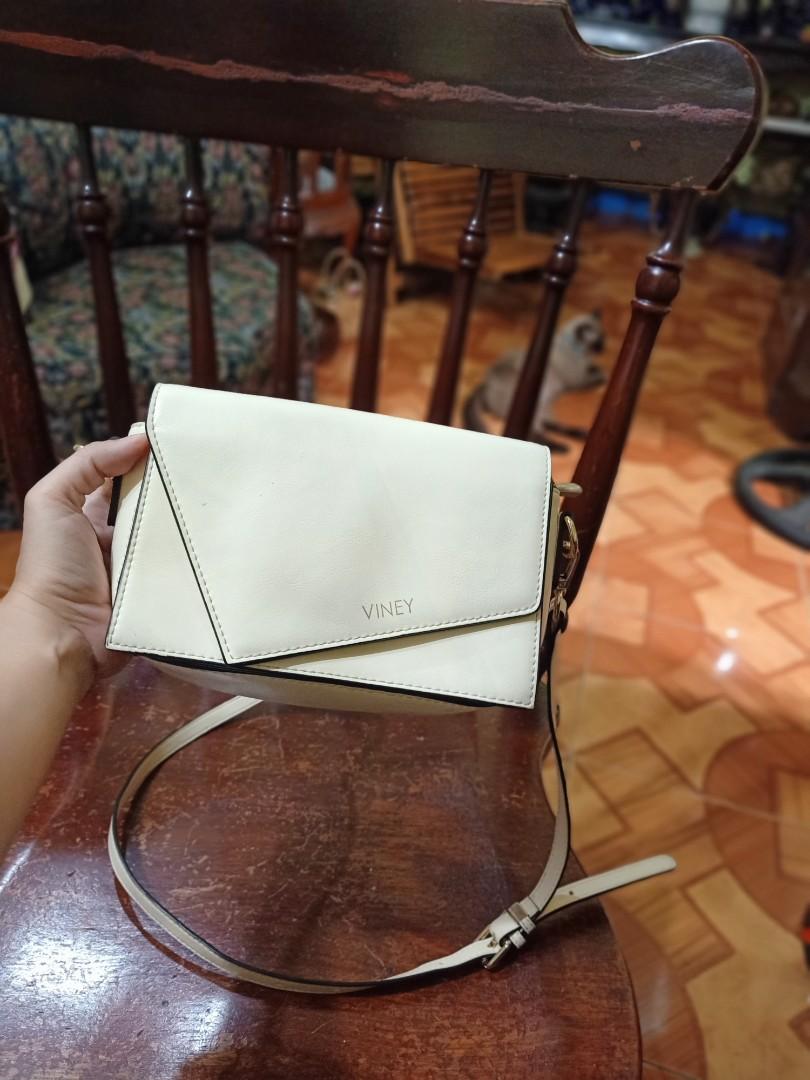 Viney sling bag, Luxury, Bags & Wallets on Carousell