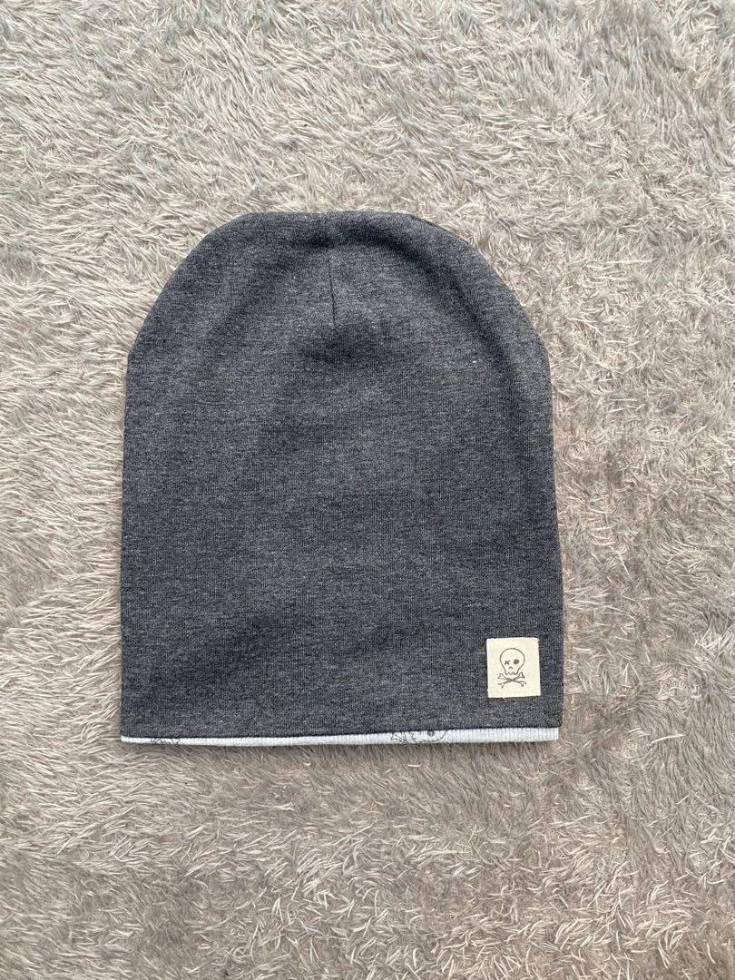 ZARA RIBBED SKULL PRINT BEANIE HAT 