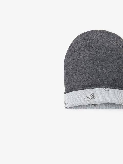 ZARA RIBBED SKULL PRINT BEANIE HAT 