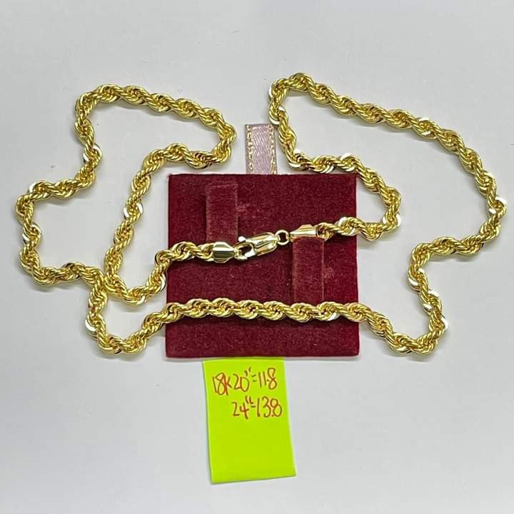 18K SAUDI GOLD NECKLACE, Women's 
