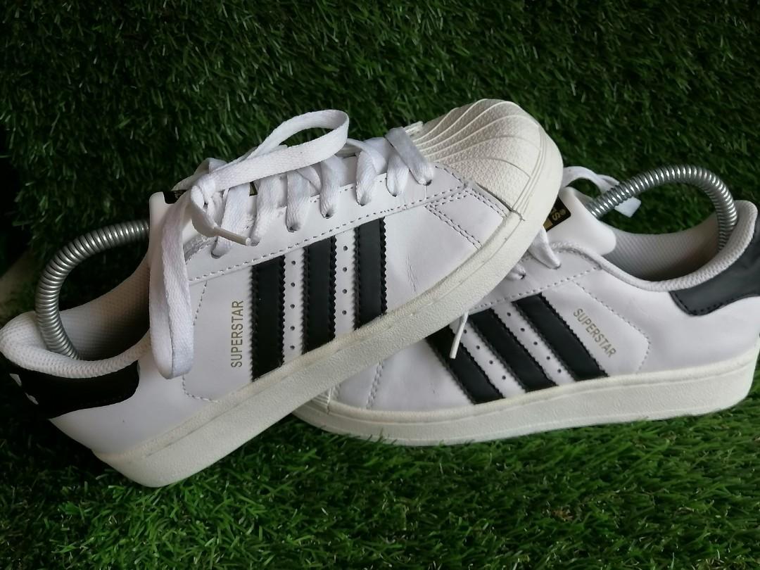 Adidas Superstar 6UK 39.5eur 24.5cm, Men's Fashion, Footwear, Sneakers on  Carousell