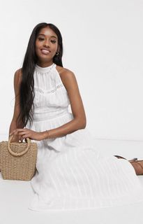 (Category: ) located in . Submitted by rainingdresses5871 (Listing ID 1152008981, Image 1). Description: .