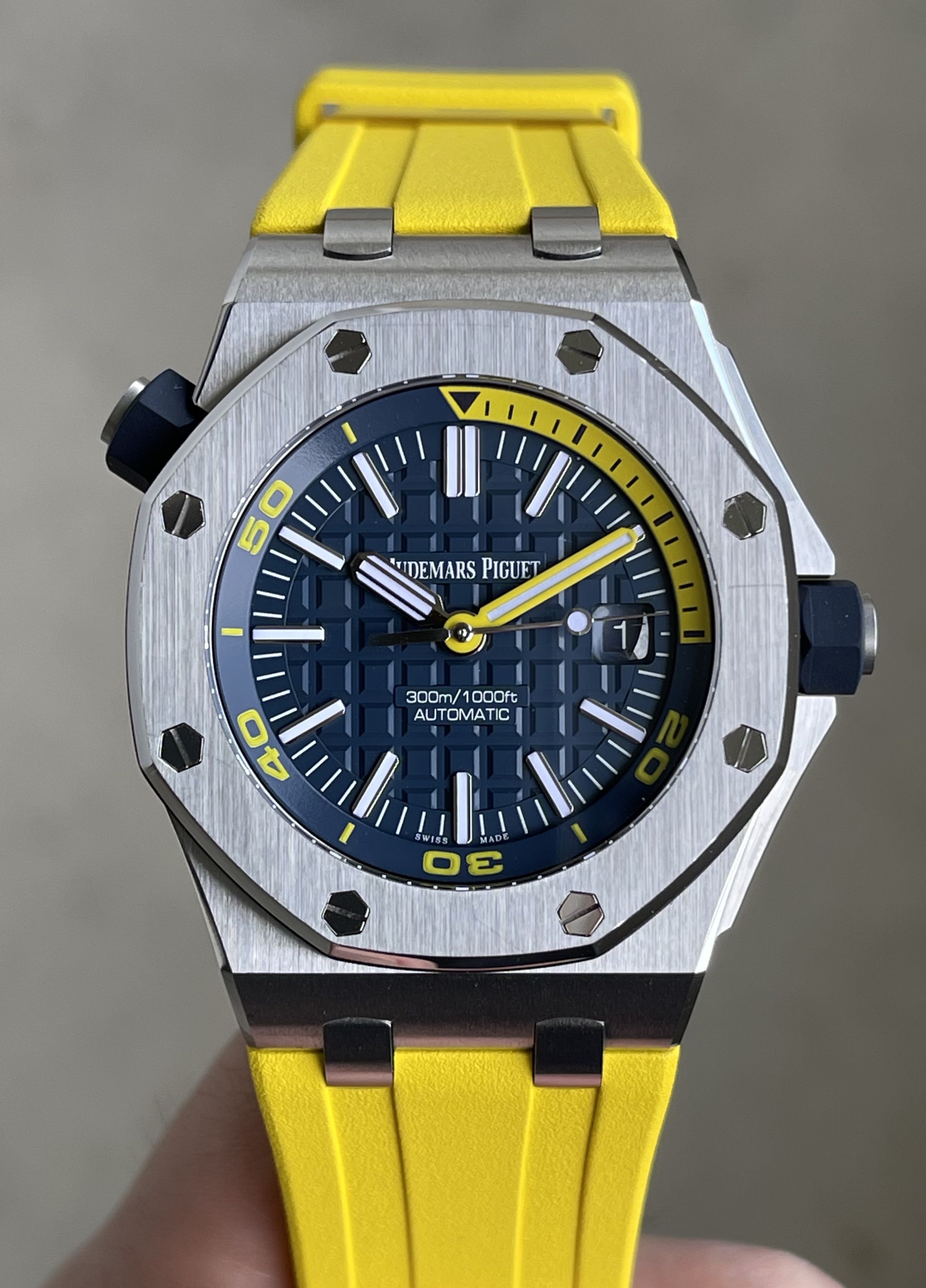 Ap diver discount blue yellow