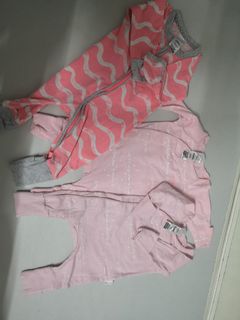 (Category: ) located in . Submitted by loveauthentic.items (Listing ID 1152083148, Image 1). Description: .