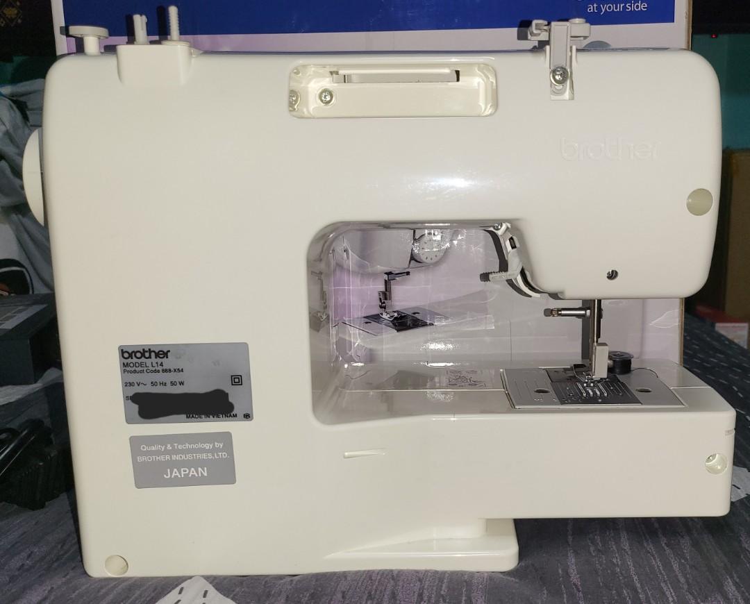 Brother L14 Sewing Machine, Hobbies & Toys, Stationery & Craft, Craft