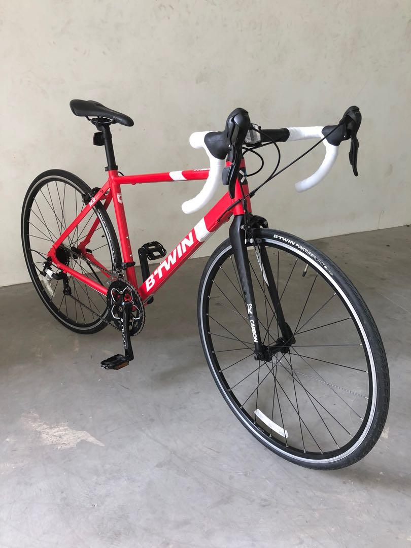 Triban deals 500 red