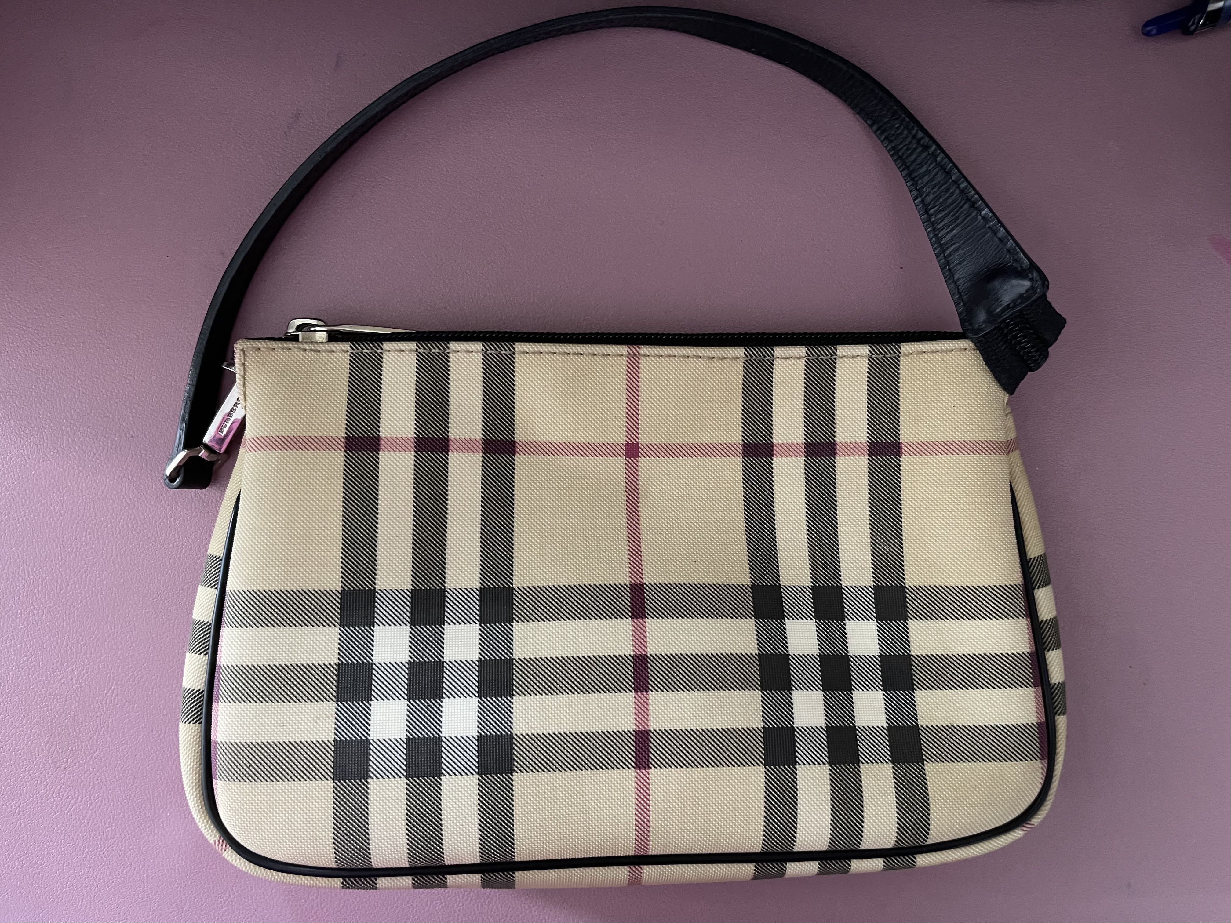 Burberry Nova Check Pochette Shoulder Bag in Good Condition -  Israel