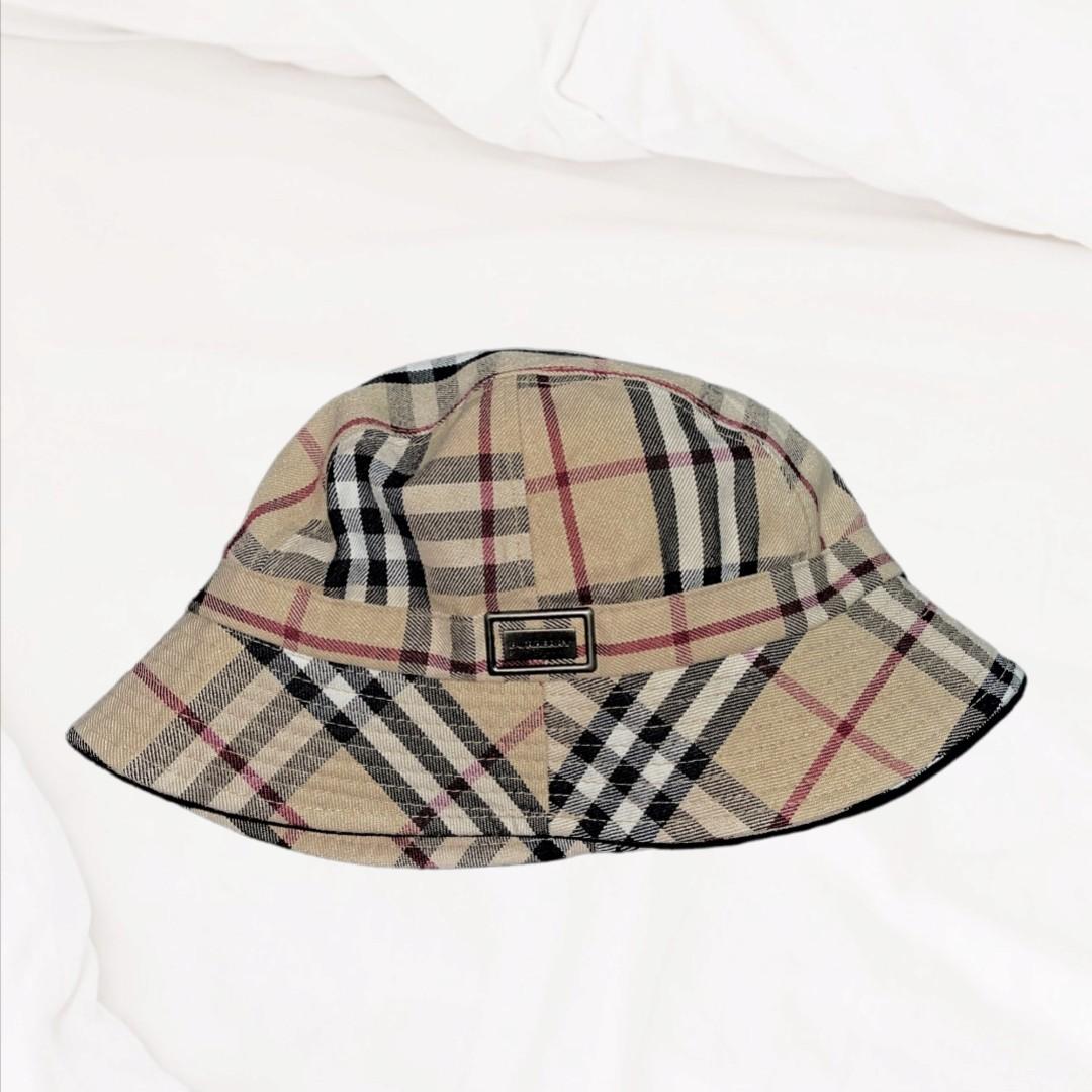 Burberry hotsell hat quarter