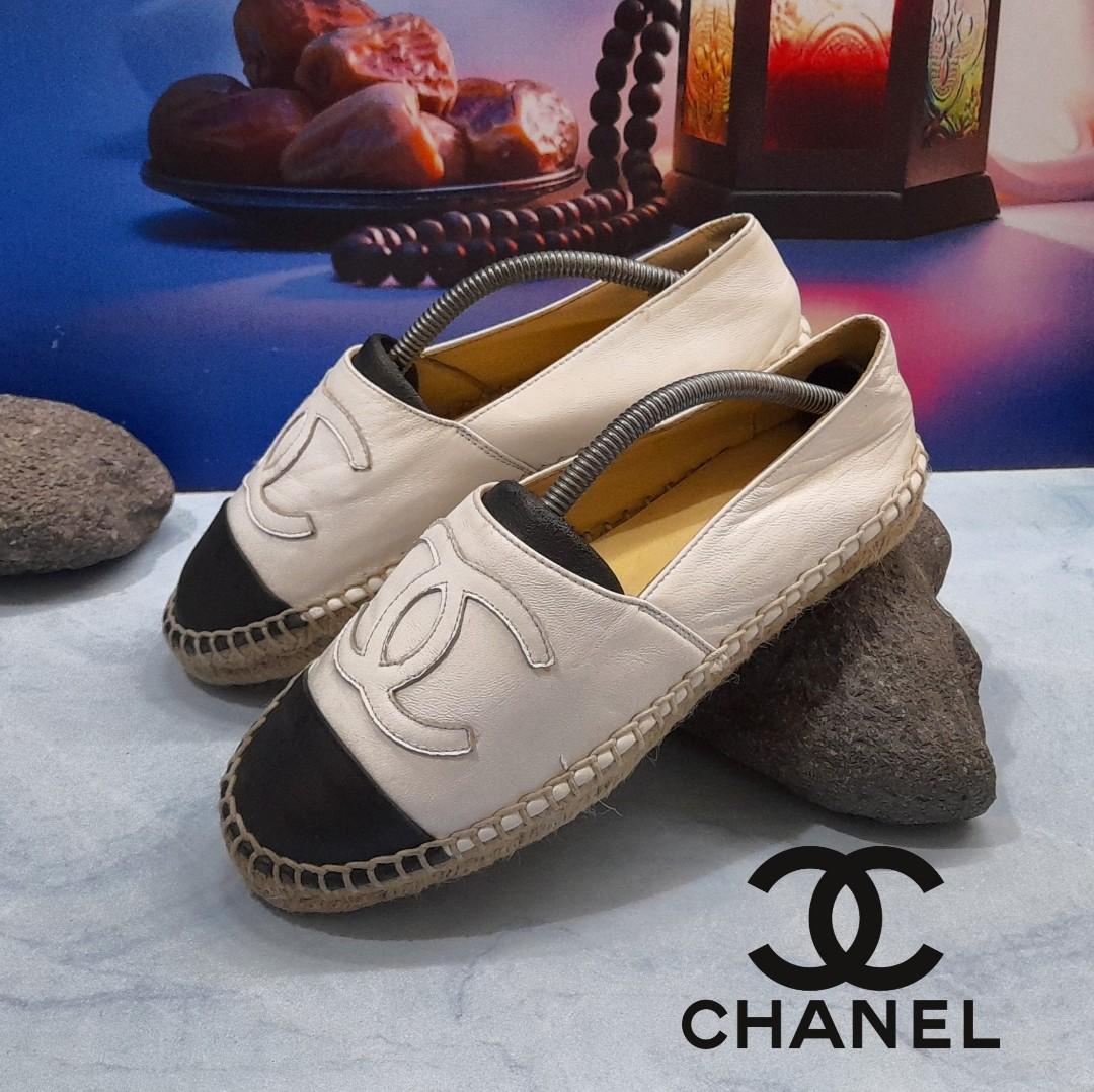 Chanel espadrilles white black hot sale
