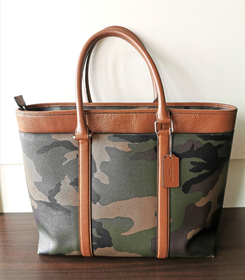 Coach camo tote store
