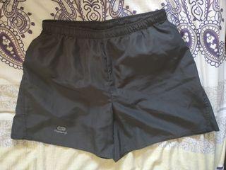 Decathlon Shorts (black)