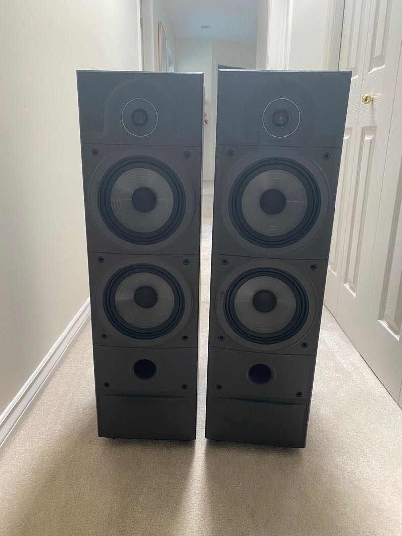 Energy store 5.1 speakers