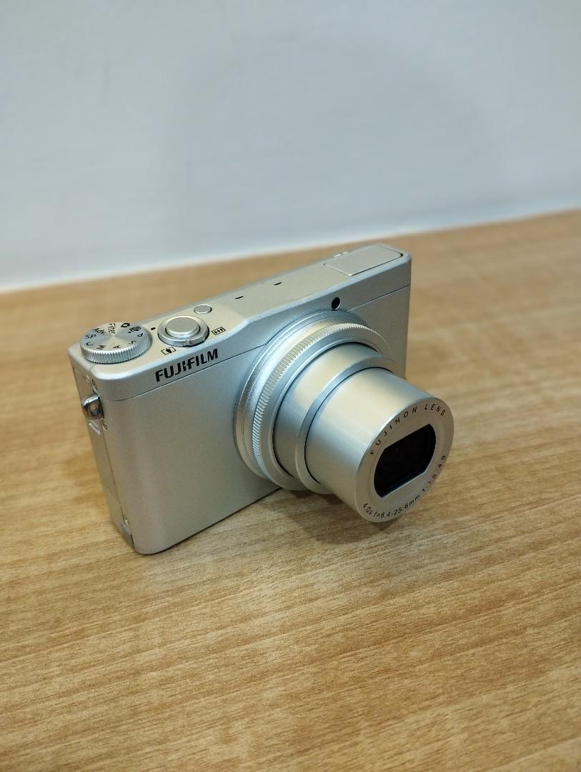 Fujifilm Mini Mirrorless Xq1 Fotografi Di Carousell