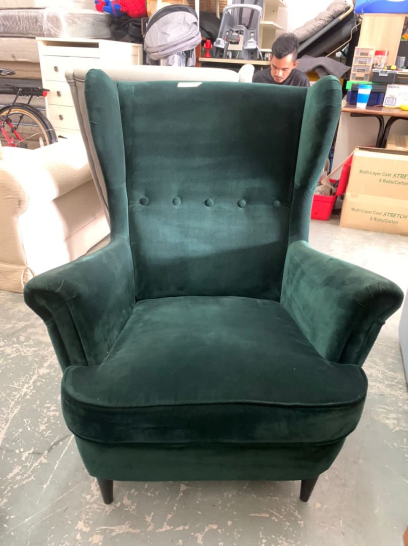 Ikea wing chair emerald green, Furniture & Home Living, Home Decor, Other Home Decor on Carousell