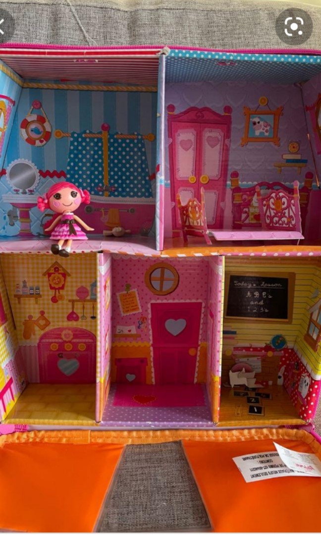 Lalaloopsy doll house deals