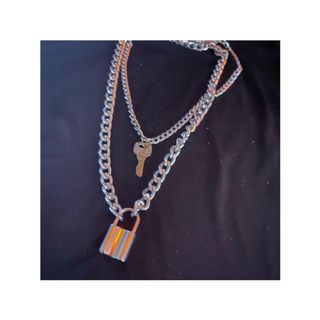 (Category: ) located in . Submitted by ayeeshaaidah (Listing ID 1152100098, Image 1). Description: .