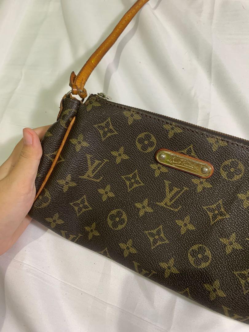 louis vuitton eva monogram clutch lv monogram pochette, Barang Mewah, Tas \u0026  Dompet di Carousell