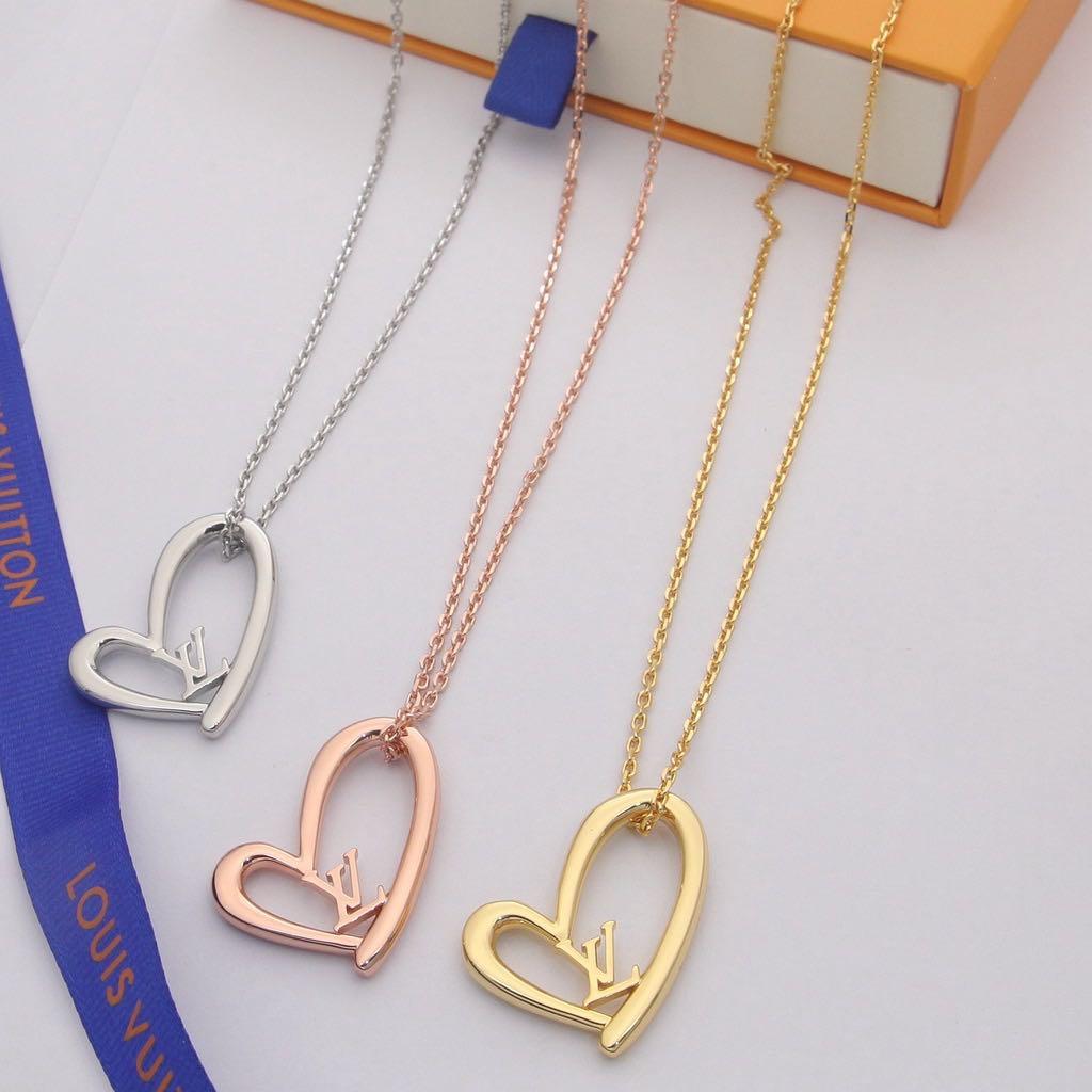 LOUIS VUITTON / Fall in Love Necklace