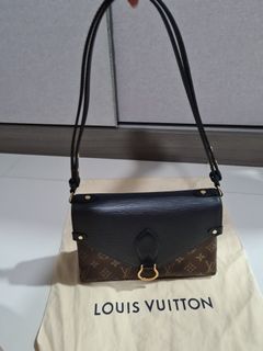 (Category: ) located in . Submitted by luxse (Listing ID 1152116847, Image 1). Description: .