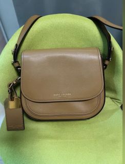 （分類：）位於 。 由 Mi78seven 提交（商品編號 1151938659，圖片 1）。簡介： 。