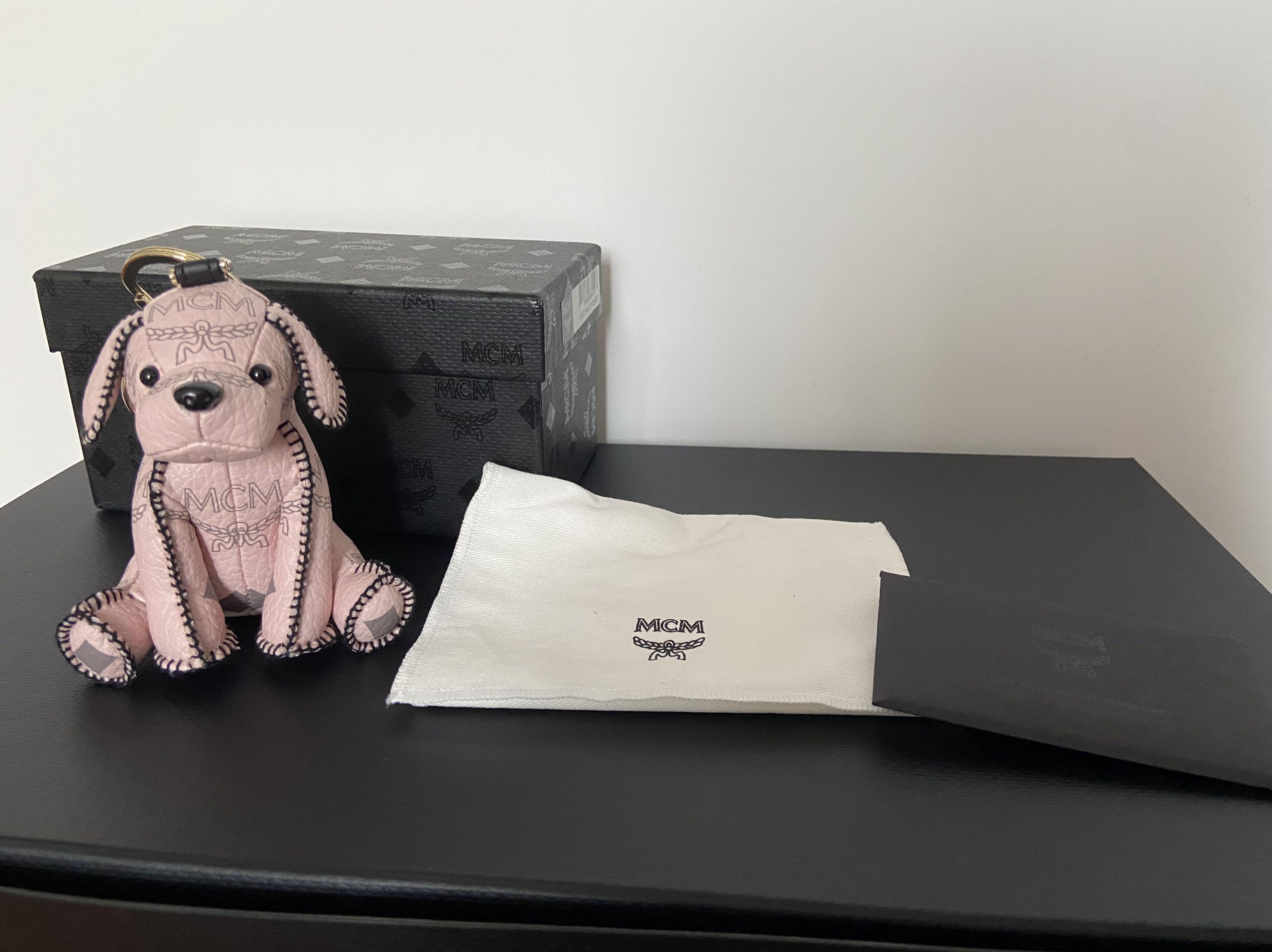 Mcm keyring outlet