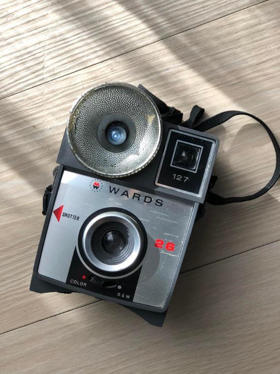 Montgomery Wards 26 Vintage Camera, Photography, Cameras on Carousell