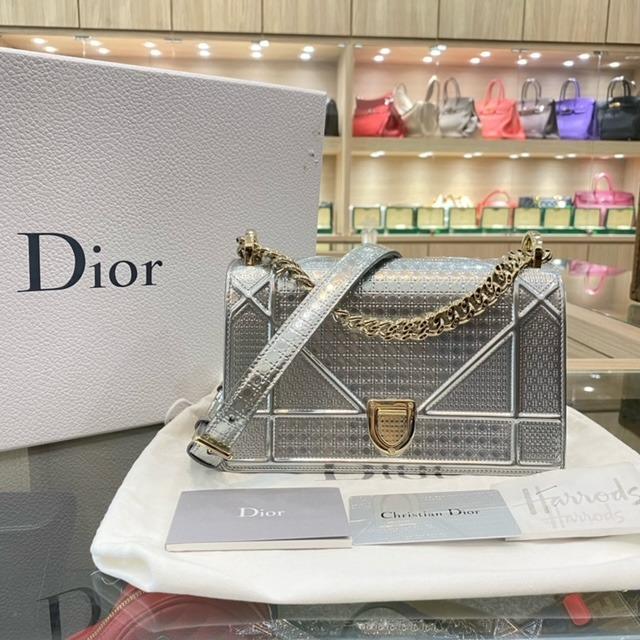 Christian Dior Silver Metallic Leather Micro Cannage Medium Diorama Bag