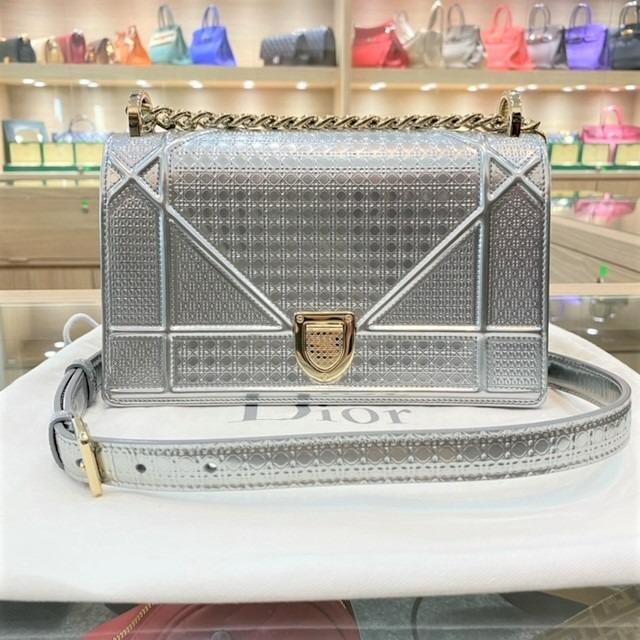 SOLD** NEVER BEEN USED - DIOR Small Diorama Bag Metallic Silver