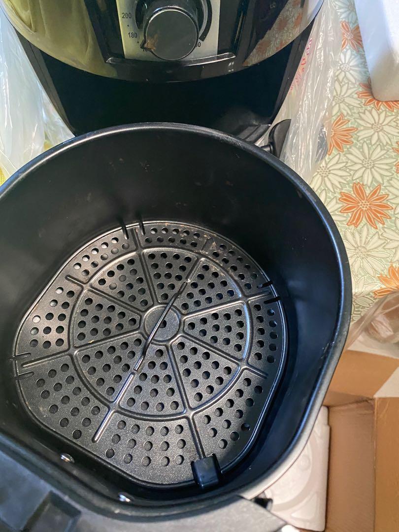 Nikai Air Fryer, TV & Home Appliances, Kitchen Appliances, Fryers on