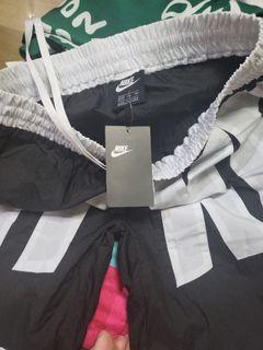 Nike 短褲