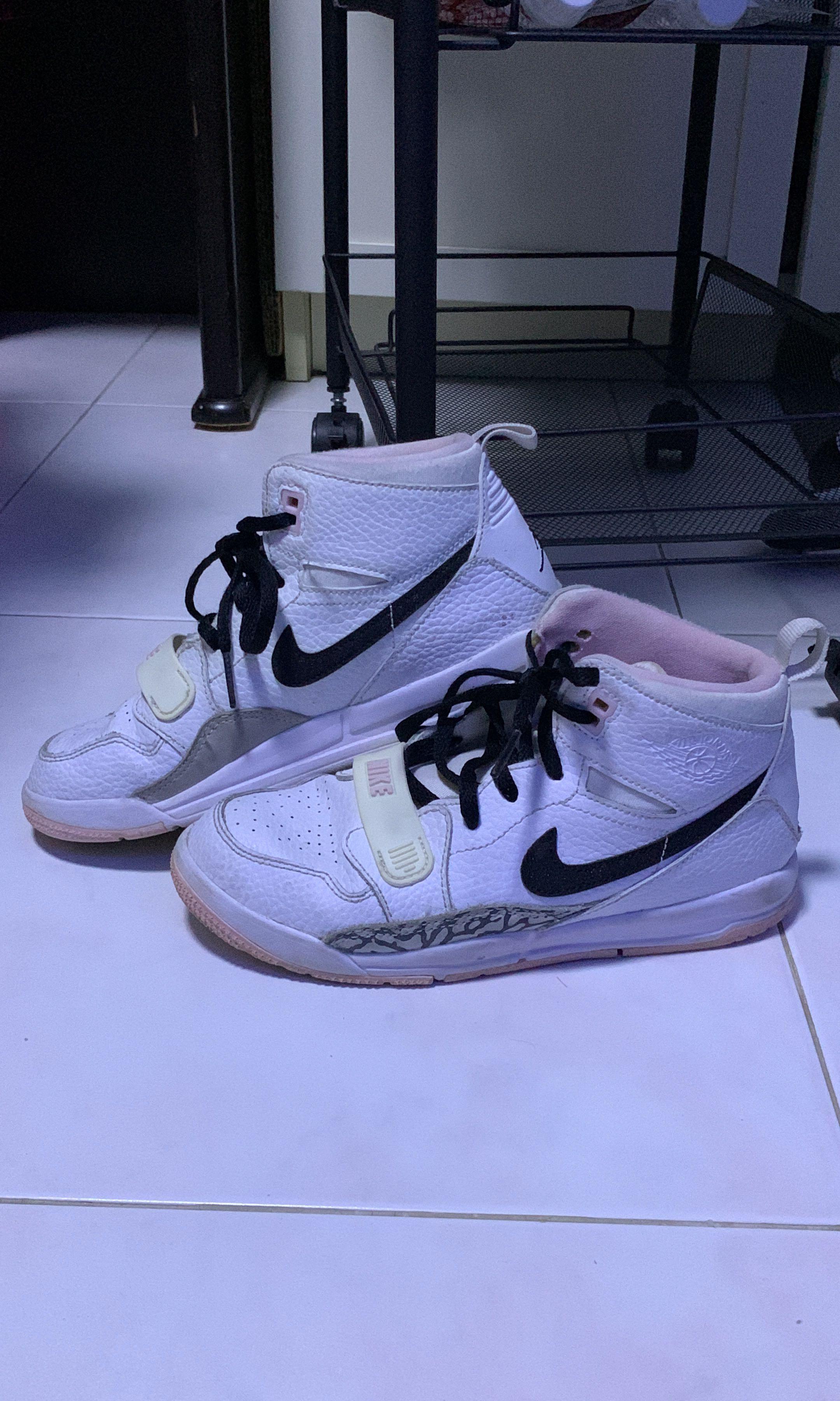 Air jordan 1 clearance black pink resell