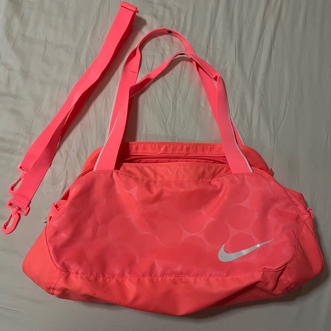 Nike Gym Bag, Women's Fashion, Bags & Wallets, Crossbody Bags on Carousell