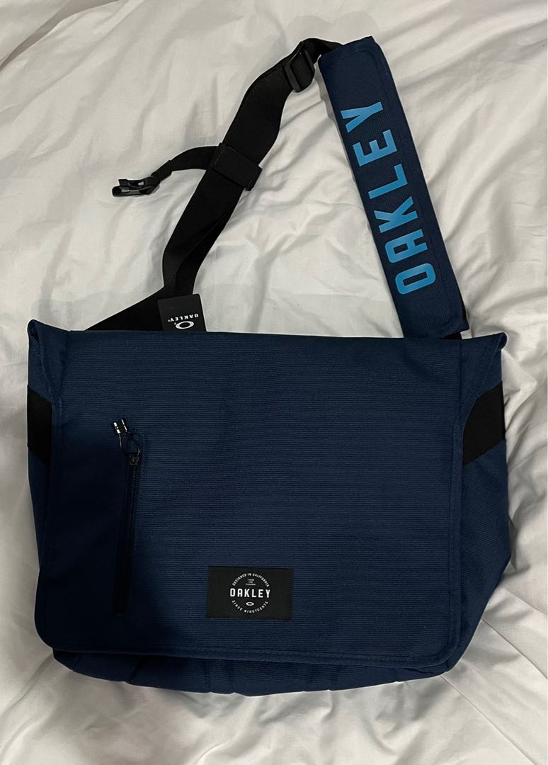Oakley messenger bag, Men's Fashion, Bags, Sling Bags on Carousell