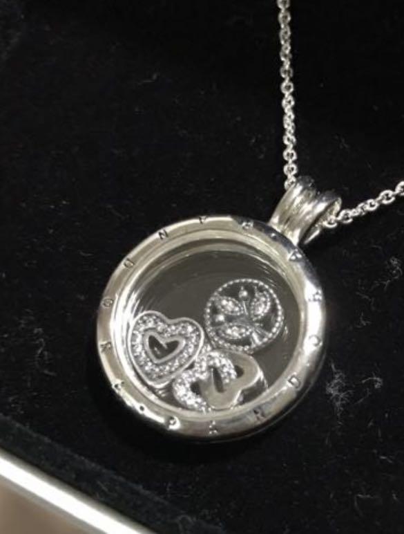 Pandora floating locket with chain 