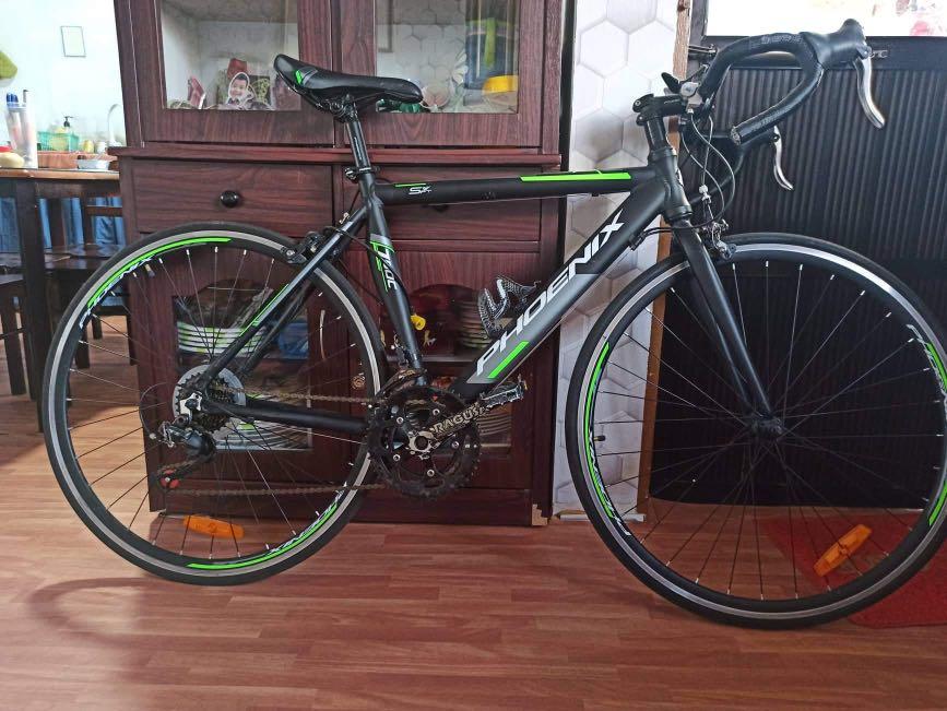 PHOENIX SWIFT 700C ROAD BIKE, Sports Equipment, Bicycles & Parts