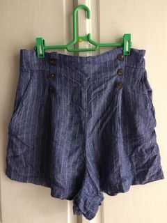 (Category: ) located in . Submitted by ainaramos (Listing ID 1152062333, Image 1). Description: .