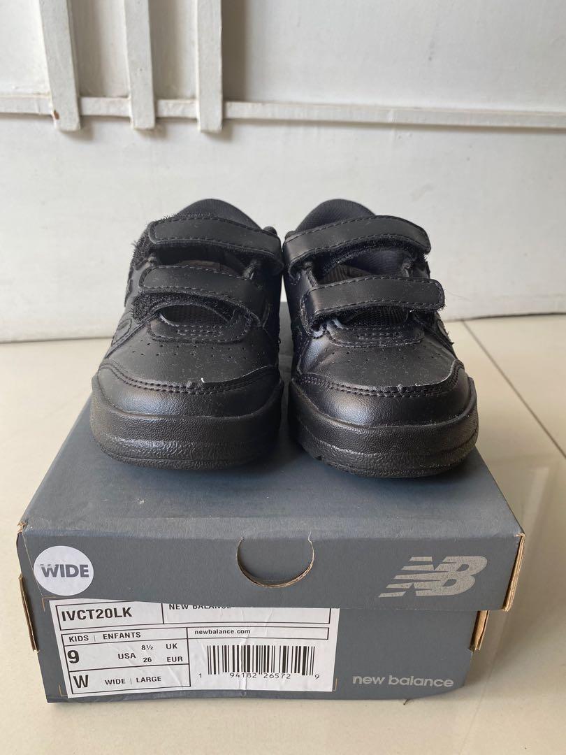 Sepatu sekolah NB all black size 26 (15 