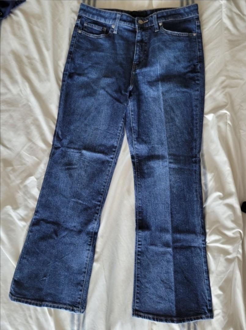 Uniqlo flare jeans, Women's Fashion, Bottoms, Jeans on Carousell