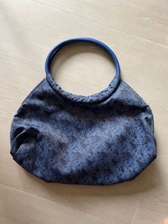 （分類：）位於 。 由 newtree.d3266a 提交（商品編號 1152095774，圖片 1）。簡介： 。