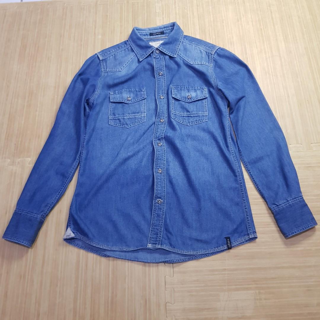 X-eight Kemeja Denim Comfort Fit 