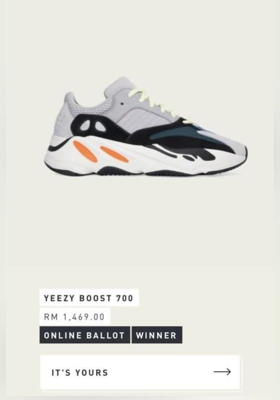 Yeezy 700 Wave Runner (March 2022), Men's Fashion, Footwear, Sneakers on  Carousell