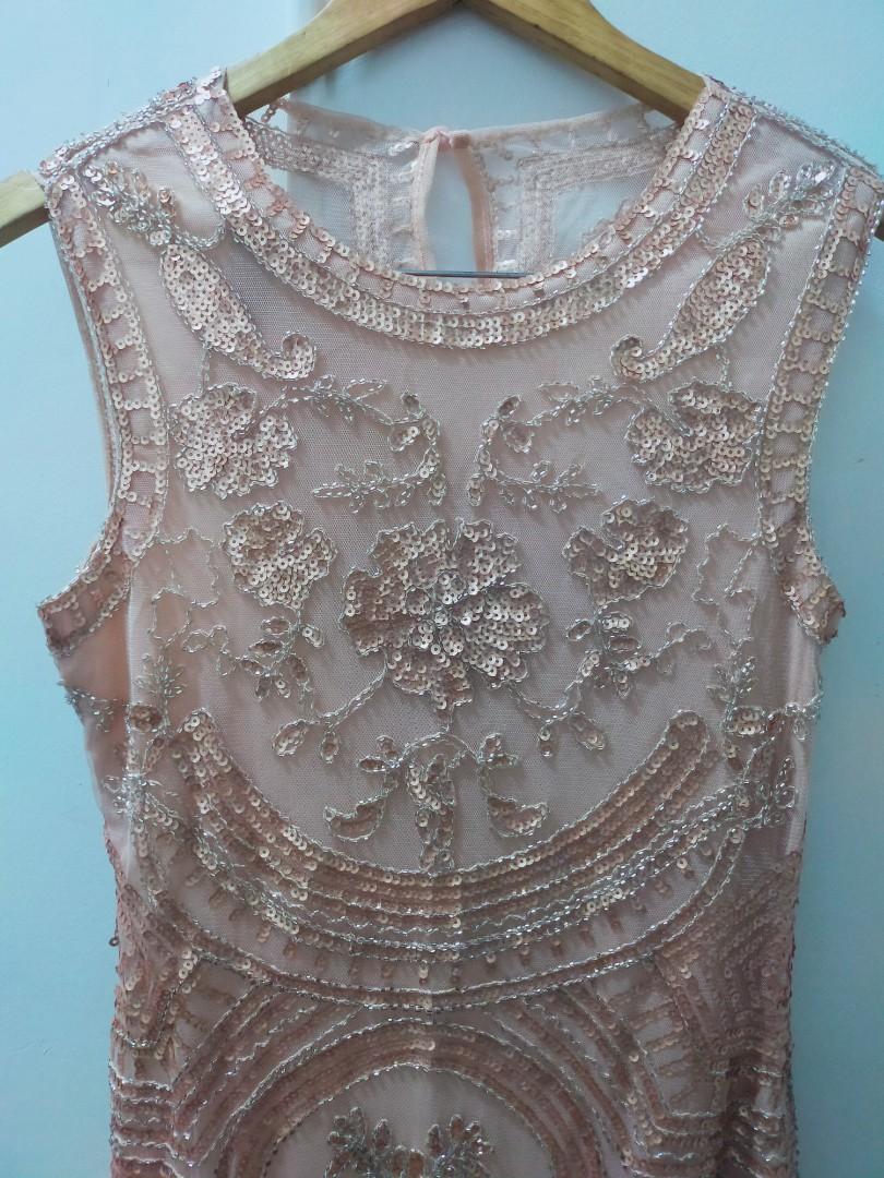 Blush Formal Sequin Dress Gatsby ish (Category: Dresses) located in Manila. Submitted by jrevdeclutters (Listing ID 1152221820, Image 3). Description: Worn once for an event, good as new Subtly Gatsby-ish lining inside is stretchy will fit XS-M, fit would just differ Originally Php4000+ *negotiable* ☺️.