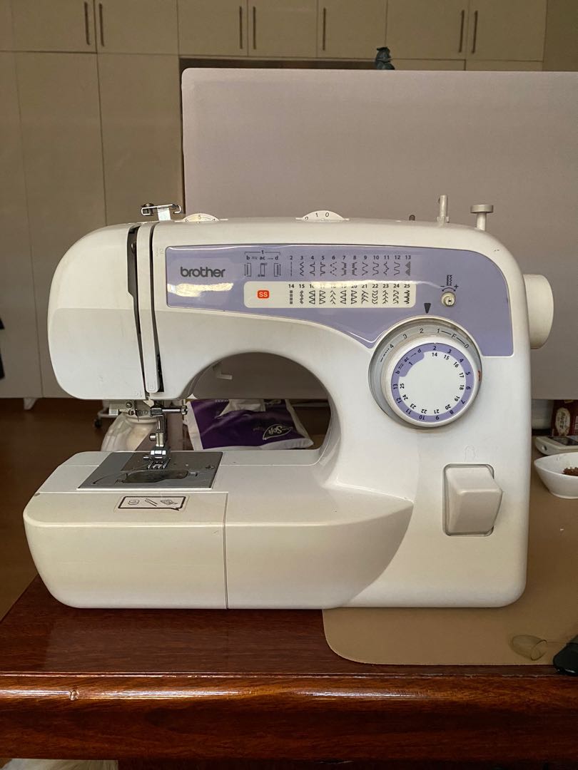 Brother bm2600 sewing machine, TV & Home Appliances, Other Home