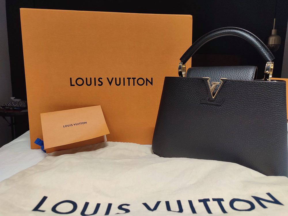 Almost Brand New Louis Vuitton Capucines Bb Shoulder Bag Leather Gold HARDWARE. Super Luxurious, Comes with dustbag, Removable Strap and Box.