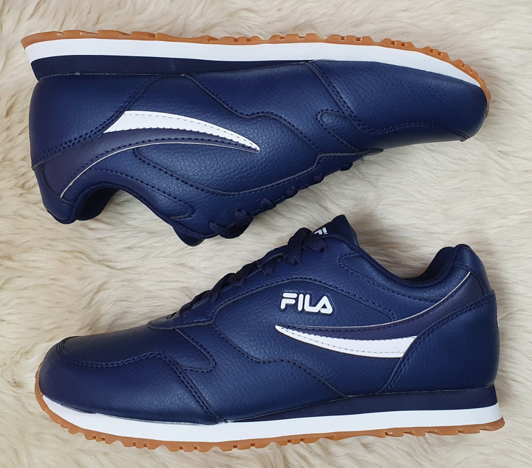 fila classico 18 white