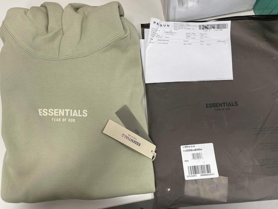 Onhand - Brand new with tags, never worn Fear Of God Essentials Spring 2022 Sea Foam Relaxed Hoodie Size: XL Php 8500 + sf (Category: Coats, Jackets and Outerwear) located in Caloocan City. Submitted by grandstar_cb2eab (Listing ID 1152305485, Image 1). Description: For sale - Onhand Brand new with tags, never worn Fear Of God Essentials Spring 2022 Sea Foam Relaxed Hoodie Size: XL Php 8500 + sf.