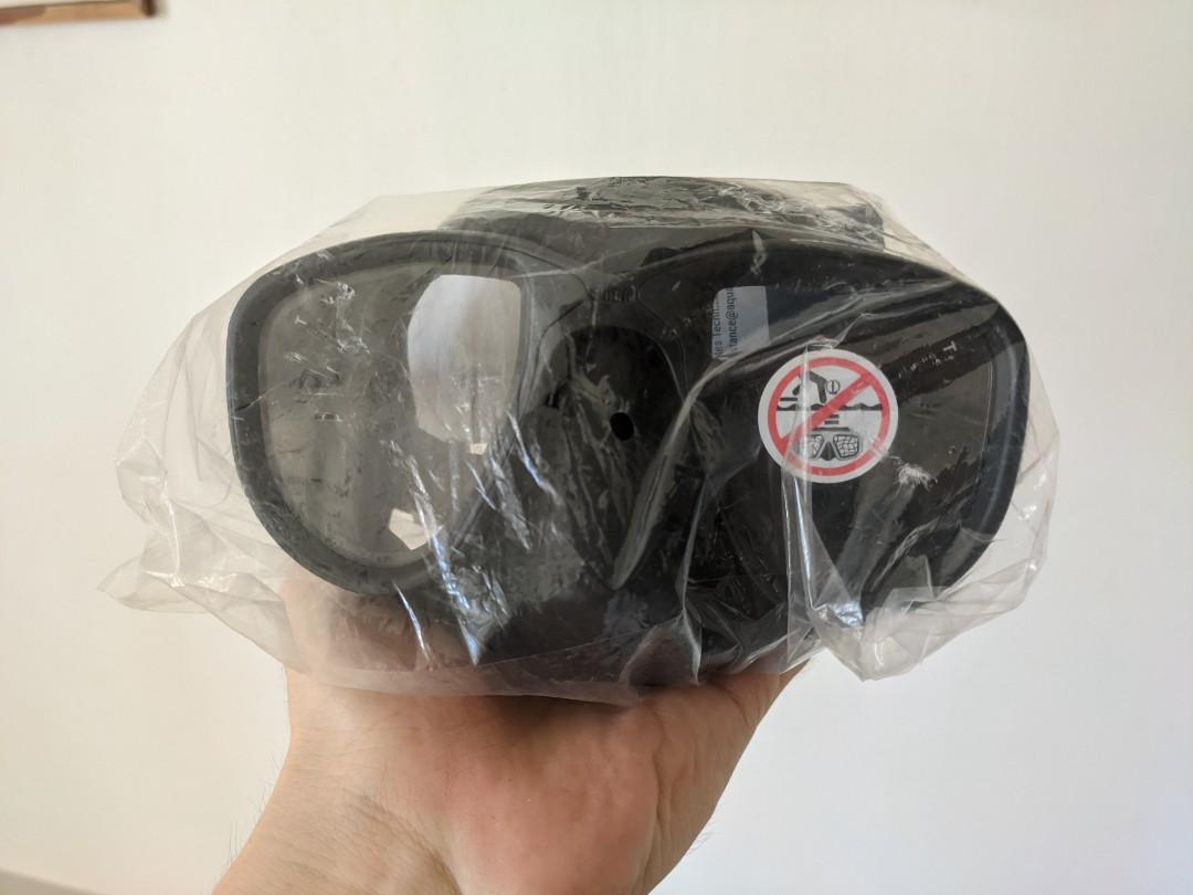 Freediving mask / freedive mask / googles, Luxury, Accessories on Carousell