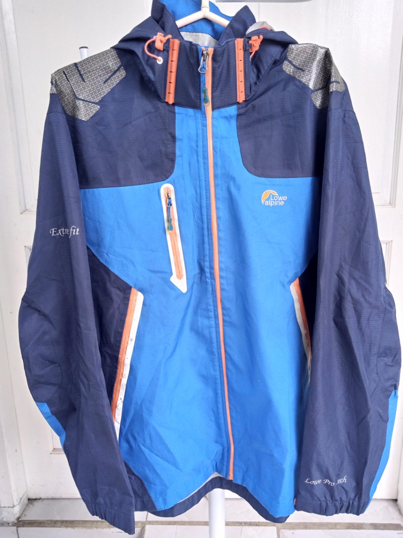 JAKET OUTDOOR LOWE ALPINE PalingLaris